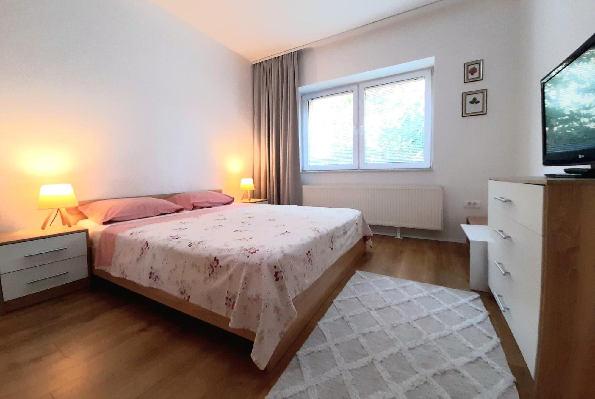 Central Modern Apt With Garden ストルガ エクステリア 写真
